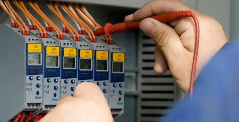 electrical contractors performing professional electrical system testing and configuration in Dayton, OH